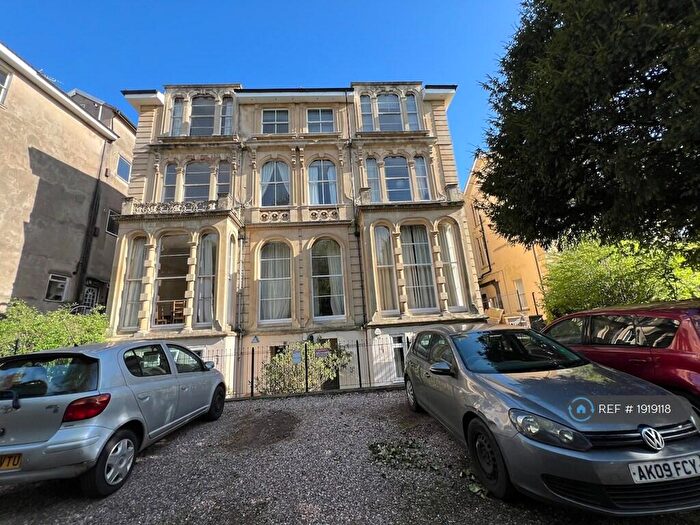 4 Bedroom Flat To Rent In Tyndalls Park Road, Bristol, BS8