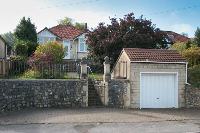 3 Bedroom Detached House For Sale In Warminster Road, Bath, BA2