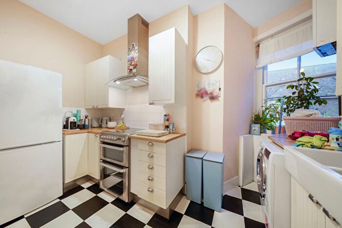 2 Bedroom Flat To Rent In Culworth House, - Allitsen Road, NW8