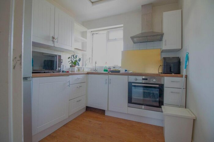 1 Bedroom Flat To Rent In Kingsbury, London, NW9