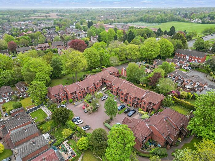 2 Bedroom Flat For Sale In Foxdale Court, Appleton, WA4