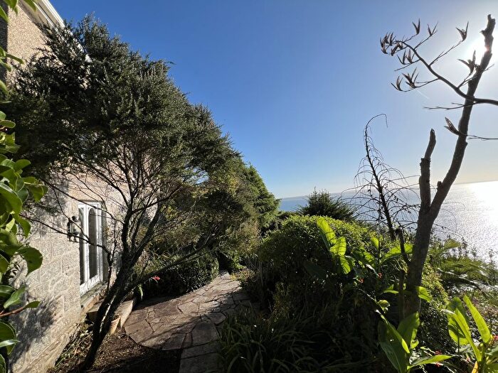 3 Bedroom Detached House For Sale In Raginnis Hill, Mousehole, TR19