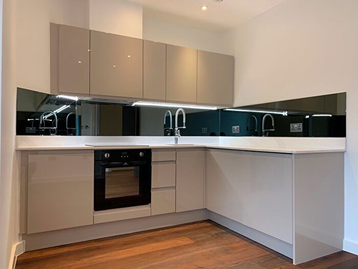 1 Bedroom Flat To Rent In Rainsford Road, Chelmsford, CM1