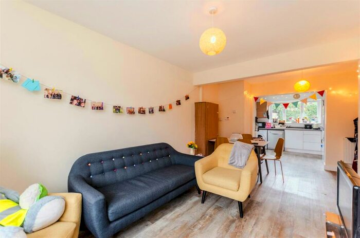 5 Bedroom House To Rent In Ruskin Road, Norwich, NR4