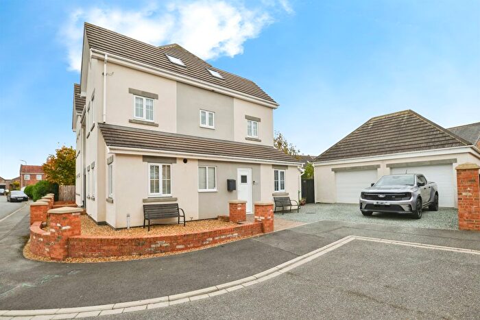 6 Bedroom Detached House For Sale In Brantingham Drive, Ingleby Barwick, Stockton-On-Tees, TS17