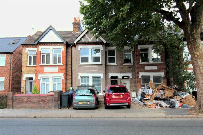 2 Bedroom Flat To Rent In Greenford Avenue, London, W7