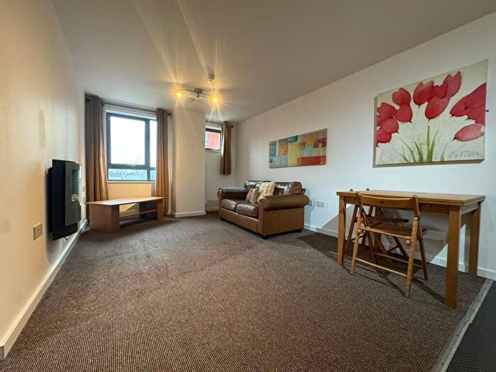 2 Bedroom Flat To Rent In City Gate IIl, Blantyre Street, Castlefield, M15