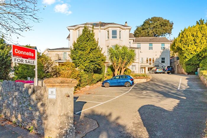 1 Bedroom Flat For Sale In Thurlow Road, Torquay, TQ1