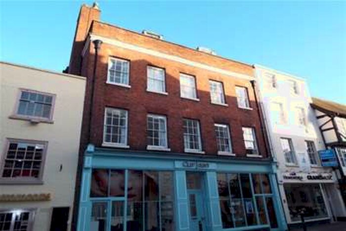 Flat To Rent In Berkeley House, New Street, WR1