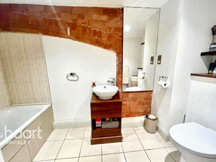 1 Bedroom Duplex For Sale In New Street, Hinckley, LE10