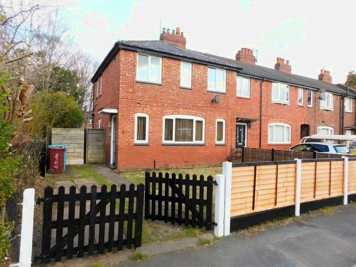 3 Bedroom Semi-Detached House To Rent In Regan Avenue, Chorlton Cum Hardy, Manchester, M21