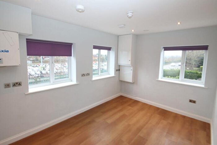 1 Bedroom Apartment To Rent In High Street, Flitwick, MK45