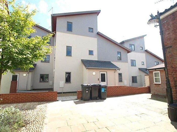 1 Bedroom Flat To Rent In Little Bull Close, Norwich, NR3