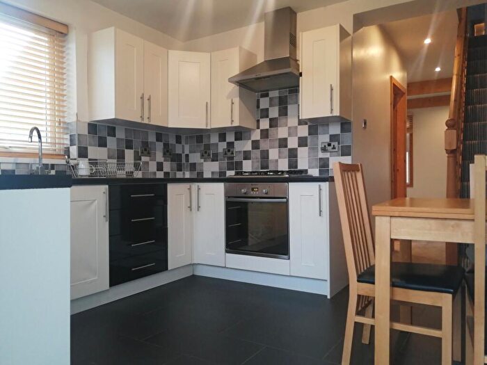 2 Bedroom End Of Terrace House To Rent In Glan Gwna Terrace, Caeathro, LL55
