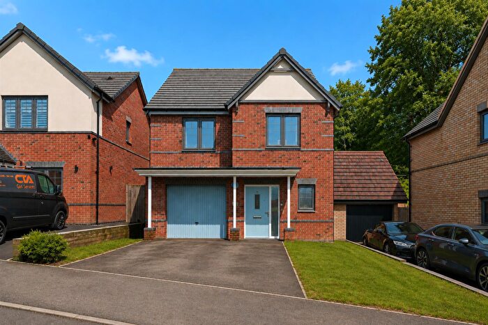 4 Bedroom Detached House For Sale In Cranleigh Road, Woodthorpe, Mastin Moor, Chesterfield, S43