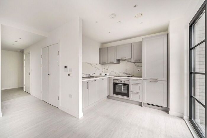 1 Bedroom Flat To Rent In Rivulet Apartments, Burlington Road, New Malden, KT3