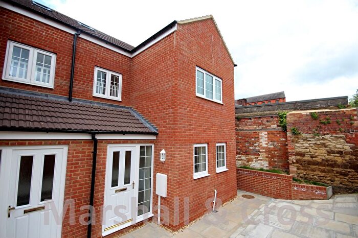 5 Bedroom Semi-Detached House To Rent In Broad Green, Wellingborough, Northamptonshire., NN8