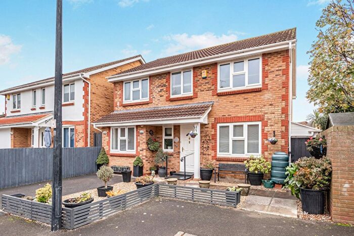 4 Bedroom Detached House For Sale In Briar Mead, Yatton, Bristol, BS49