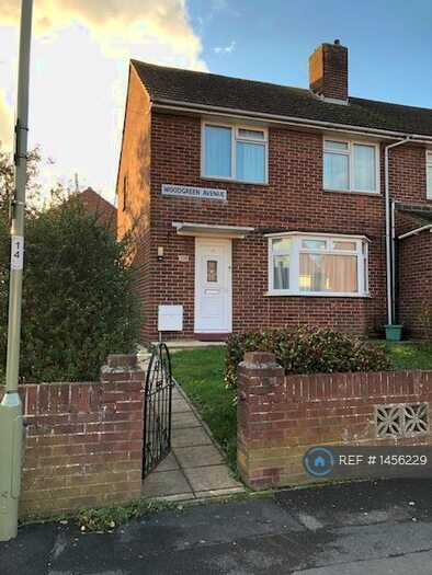 2 Bedroom End Of Terrace House To Rent In Woodgreen Avenue, Havant, PO9
