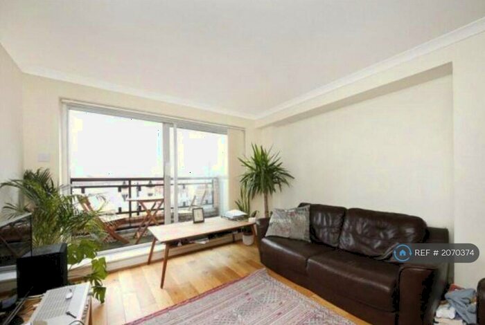 2 Bedroom Flat To Rent In Free Trade Wharf, London, E1W
