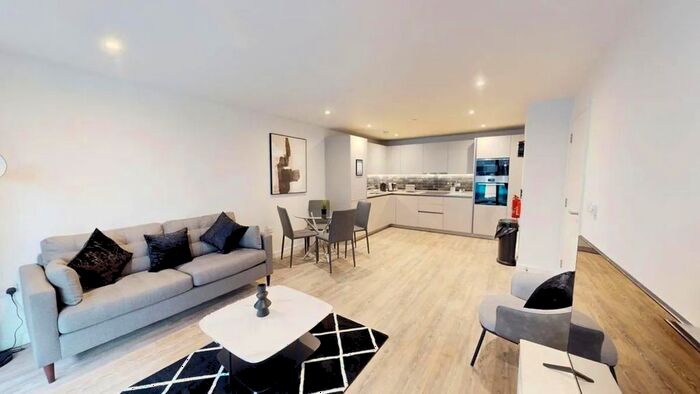 2 Bedroom Flat To Rent In Medora Road, London, SW2