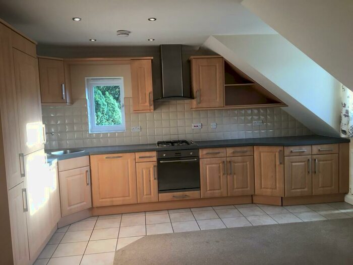 2 Bedroom Flat To Rent In Holland Road, Plymstock, Plymouth, PL9