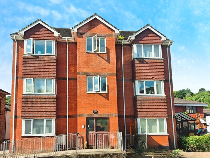 2 Bedroom Flat To Rent In St. Mary Street, Risca, Newport, NP11