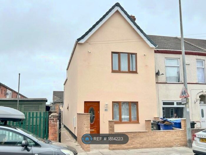 3 Bedroom End Of Terrace House To Rent In Wellington Street, Grimsby, DN32