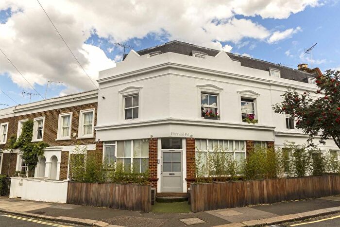 3 Bedroom Maisonette To Rent In Perrers Road, Brackenbury Village, W6