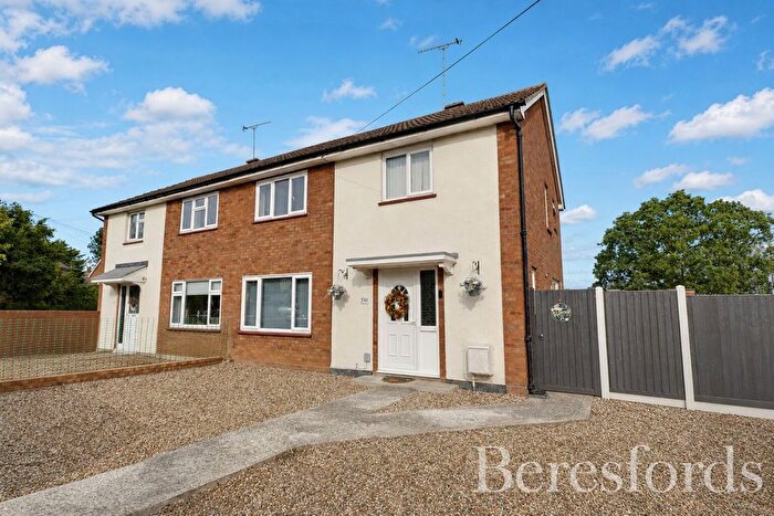 3 Bedroom Semi-Detached House For Sale In New Moor Crescent, Southminster, CM0