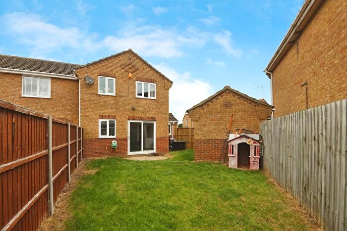 3 Bedroom End Of Terrace House For Sale In Aylmer Drive, Tilney St Lawrence, PE34
