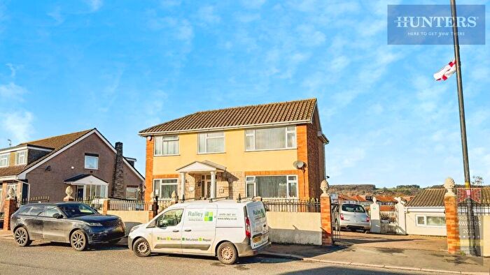 4 Bedroom Detached House For Sale In South Liberty Lane, Ashton Vale, BS3