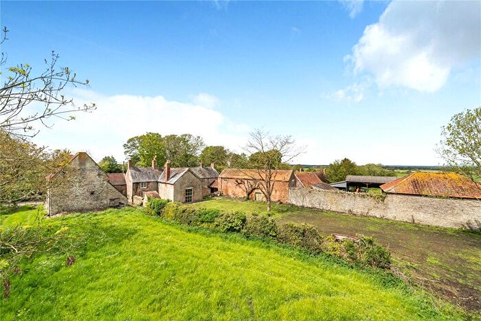 4 Bedroom Detached House For Sale In Lower Farm, Limington, Yeovil, BA22