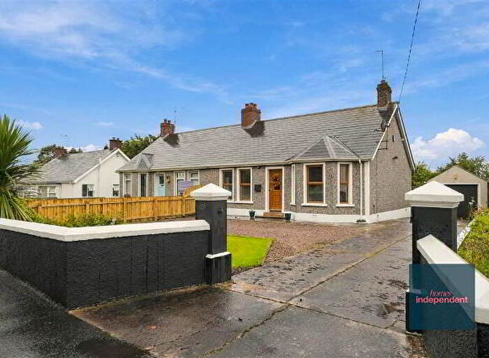 2 Bedroom Semi-Detached Bungalows For Sale In Rosspark, Ballymena, BT42