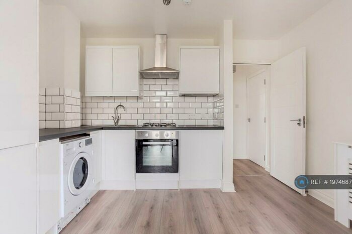 1 Bedroom Flat To Rent In Balfour Road, Brighton, BN1