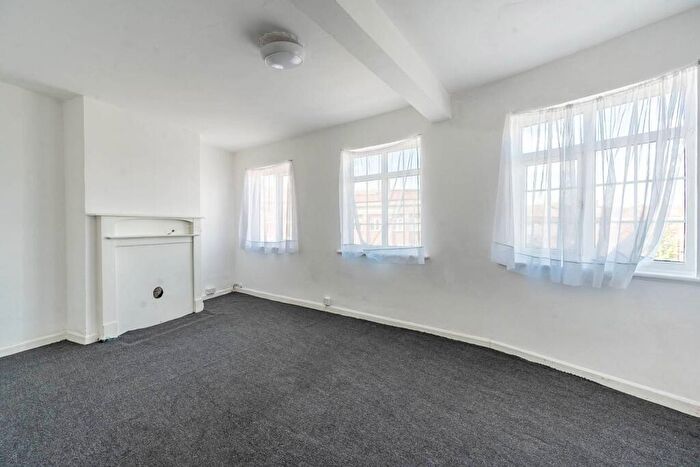 2 Bedroom Flat To Rent In Station Parade, Harrow, HA3