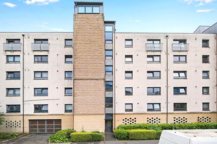 2 Bedroom Flat For Sale In / Hawkhill Close, Leith, Edinburgh, EH7