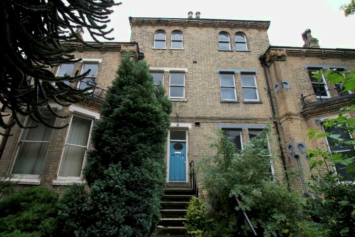 2 Bedroom Flat To Rent In Pearson Park, Hull, HU5