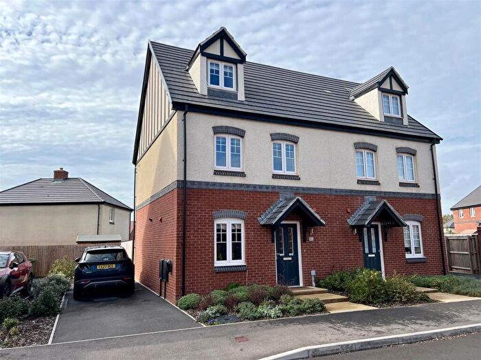 4 Bedroom Semi-Detached House For Sale In Ross Outskirts, HR9