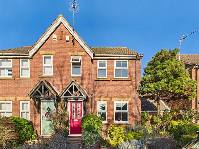 2 Bedroom End Of Terrace House For Sale In Ings Lane, North Ferriby, HU14