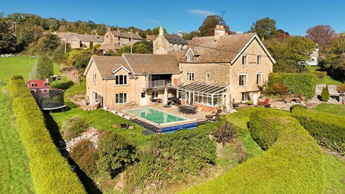 5 Bedroom Detached House For Sale In The Park, Painswick, GL6