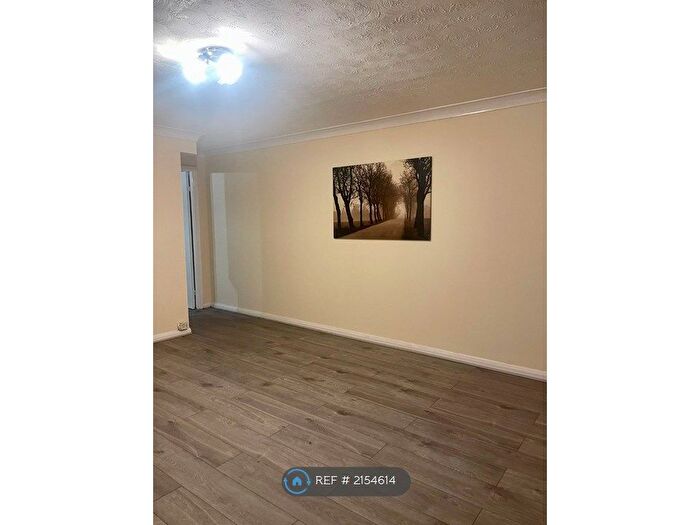 3 Bedroom End Of Terrace House To Rent In Harrier Mews, London, SE28