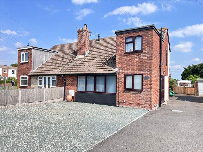 3 Bedroom Semi Detached House For Sale In White Lodge Park, Shawbury, Shrewsbury, Shropshire, SY4