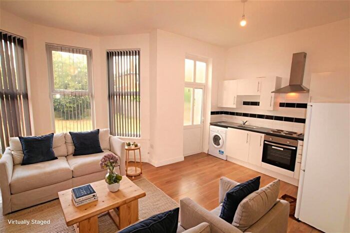 1 Bedroom Apartment To Rent In Clarendon Park Road, Leicester, LE2