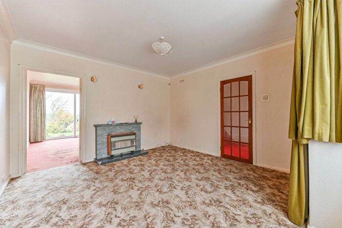 3 Bedroom Terraced House For Sale In Jasper Road, Crystal Palace, London, SE19