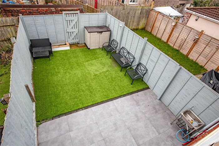3 Bedroom Terraced House For Sale In Lakeside, Fishponds, Bristol, BS16