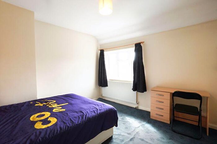 4 Bedroom Terraced House To Rent In The Crescent, Brighton, BN2