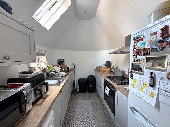 2 Bedroom Flat To Rent In Linden Grove, Gosport, PO12