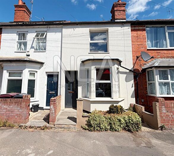 3 Bedroom Terraced House To Rent In Queens Road, Caversham, Reading, RG4