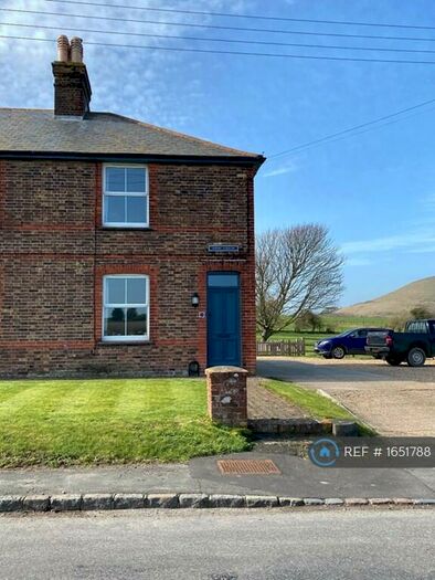 3 Bedroom End Of Terrace House To Rent In Spring Gardens, Lewes, BN8